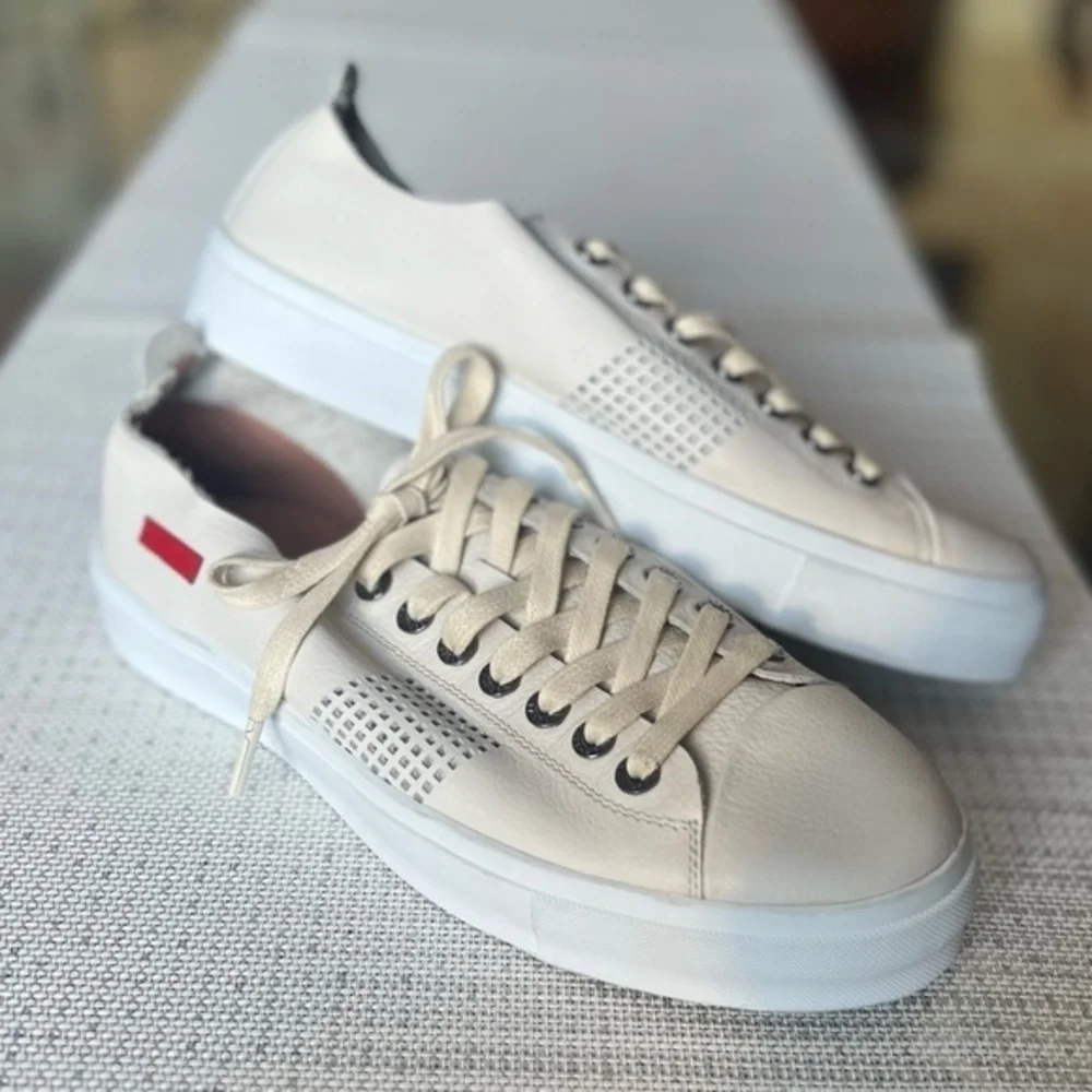 savale’ leather